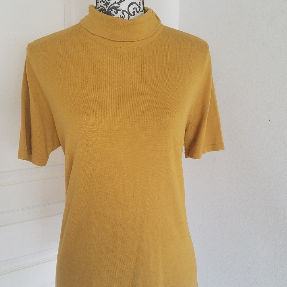 Yellow blouse.